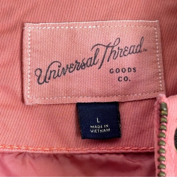 Streetwear Universal Thread Women’s Quilted coral Bomber Jacket L - Picture 5 of 10